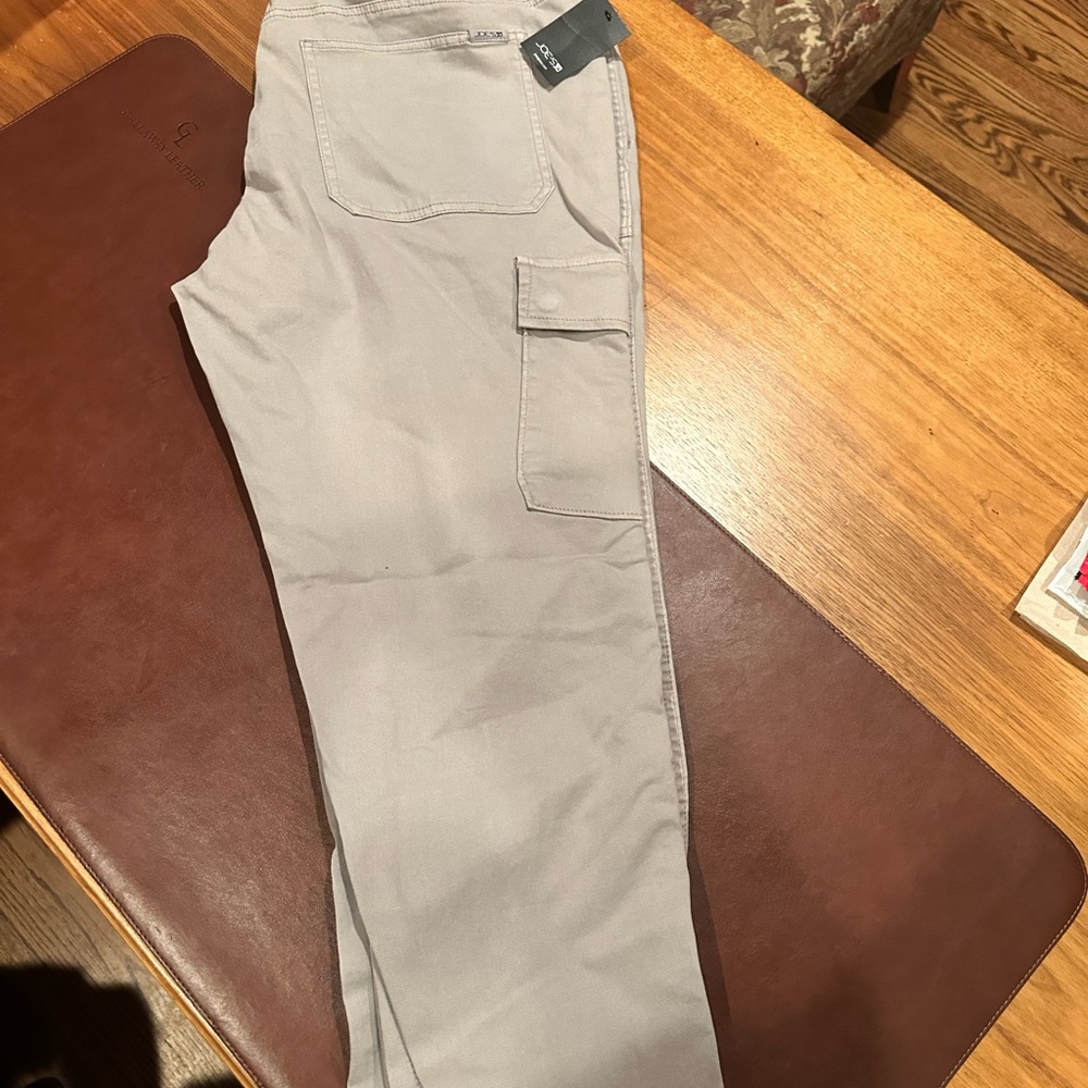 Men's Beige Joe’s Cargo Pants